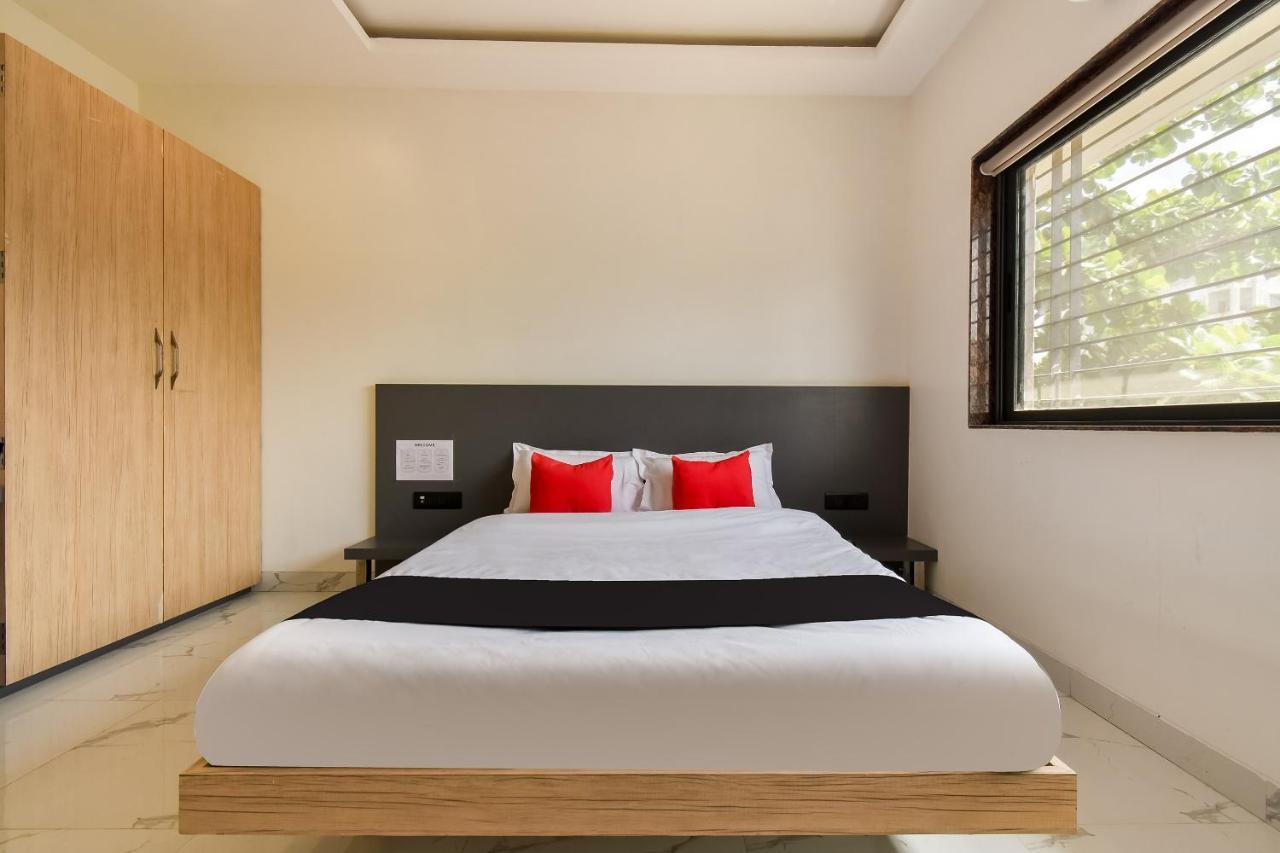 Capital O 71866 Hotel Ansh Аурангабад Екстериор снимка